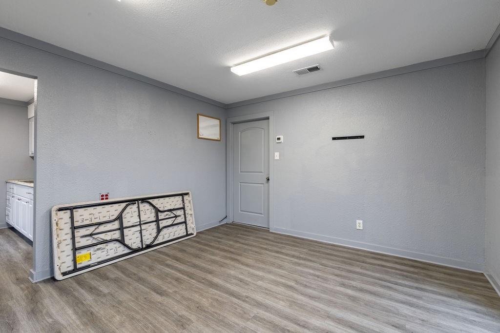 101 Ewing Boulevard Property Photo 5