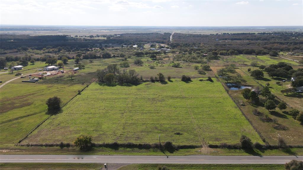 3946 Fm 2135 Property Photo 2