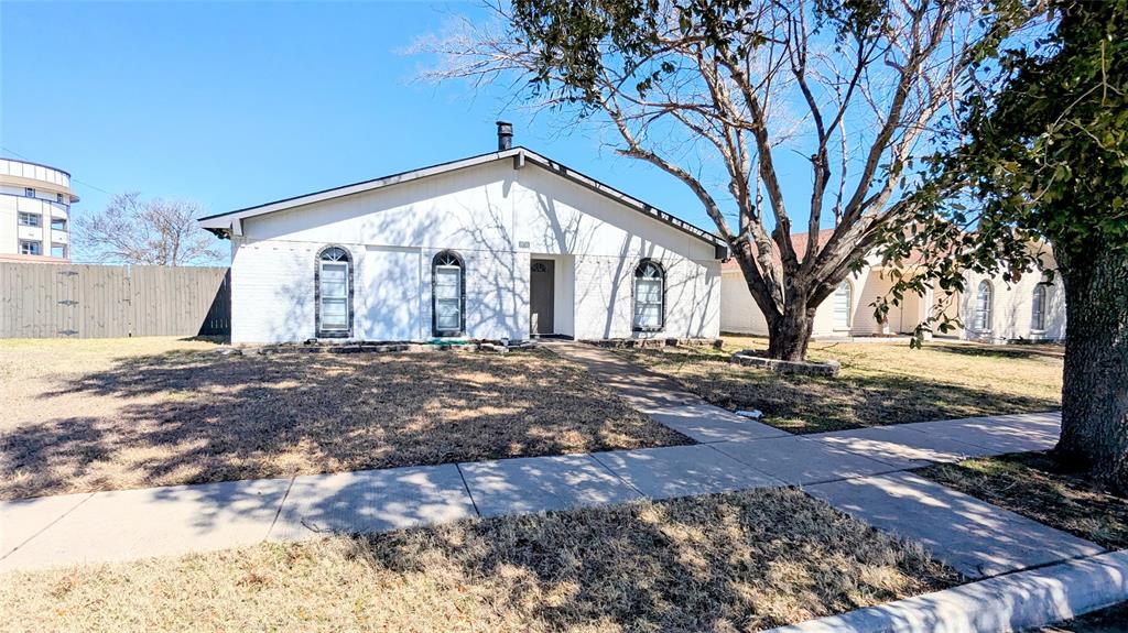 858 Pinehill Lane Property Photo