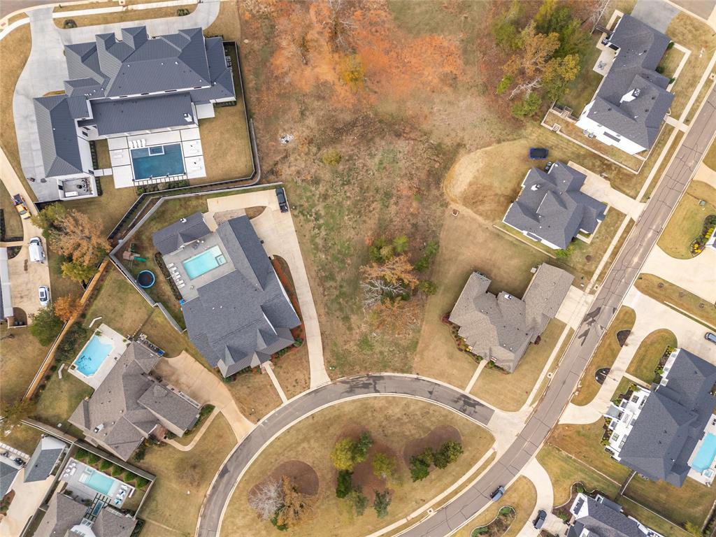 10924 Whispering Path Drive Property Photo 12