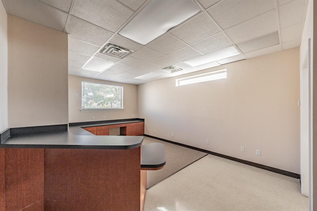 3641 Broadway Boulevard Property Photo 7