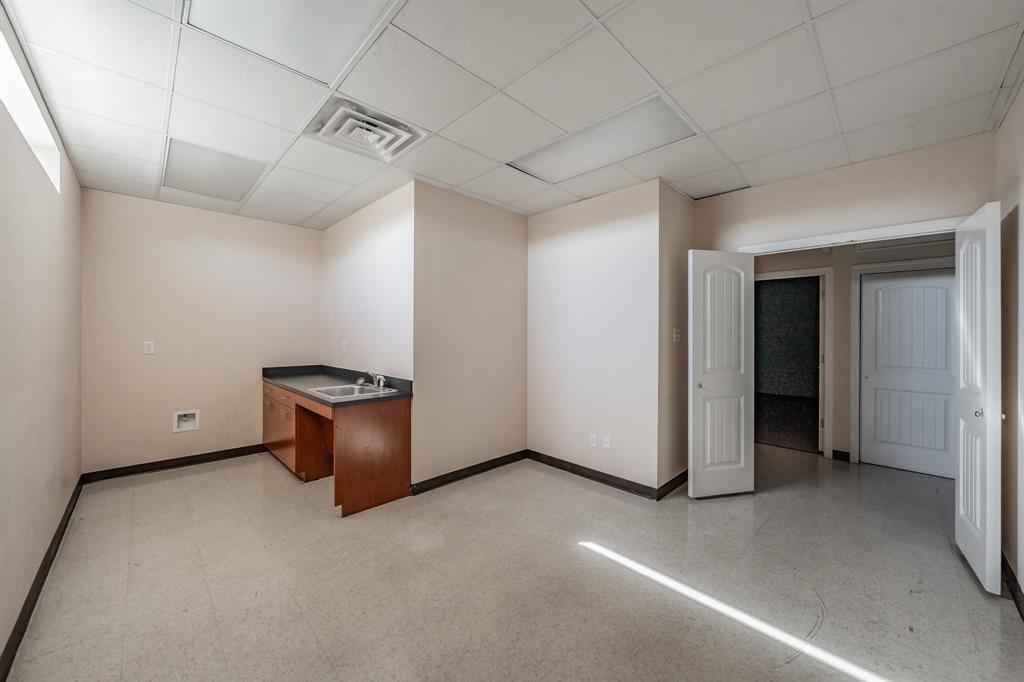 3641 Broadway Boulevard Property Photo 23