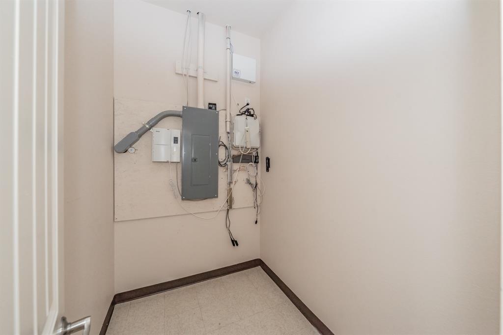 3641 Broadway Boulevard Property Photo 29