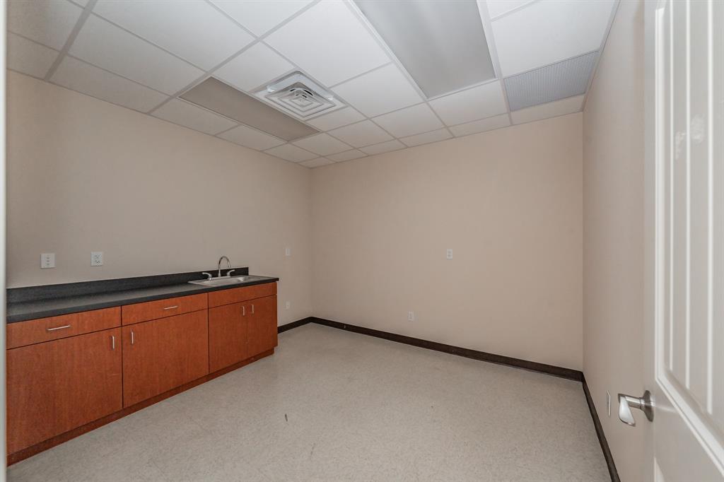 3641 Broadway Boulevard Property Photo 32