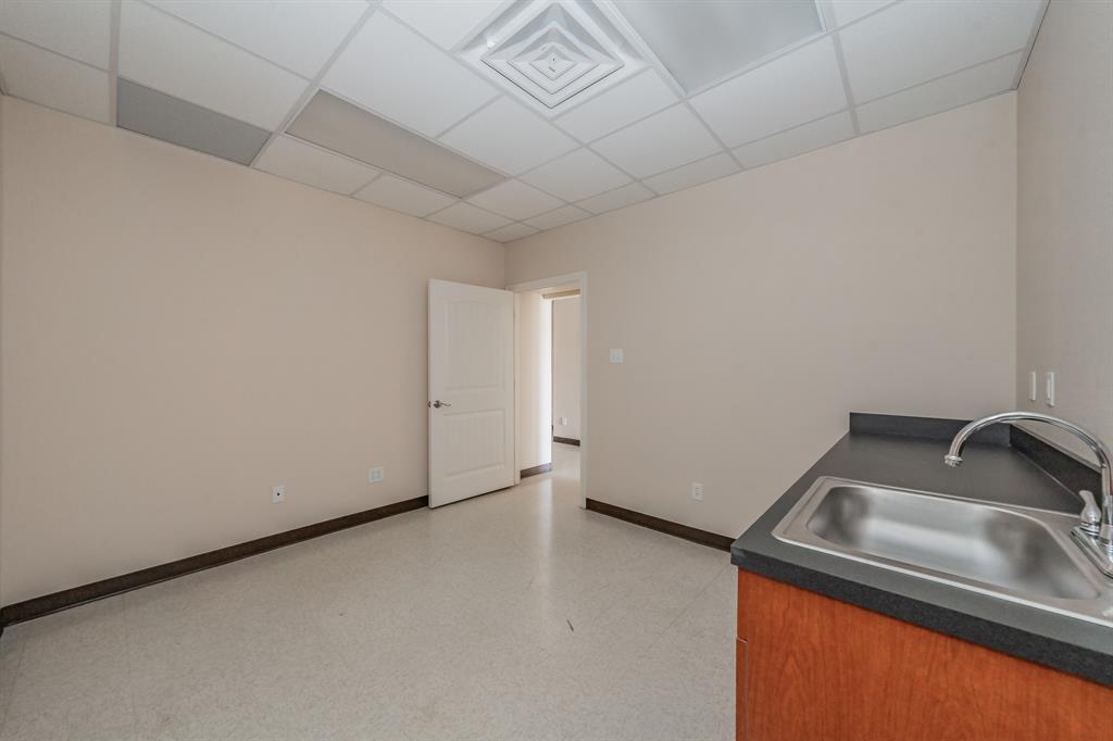 3641 Broadway Boulevard Property Photo 34