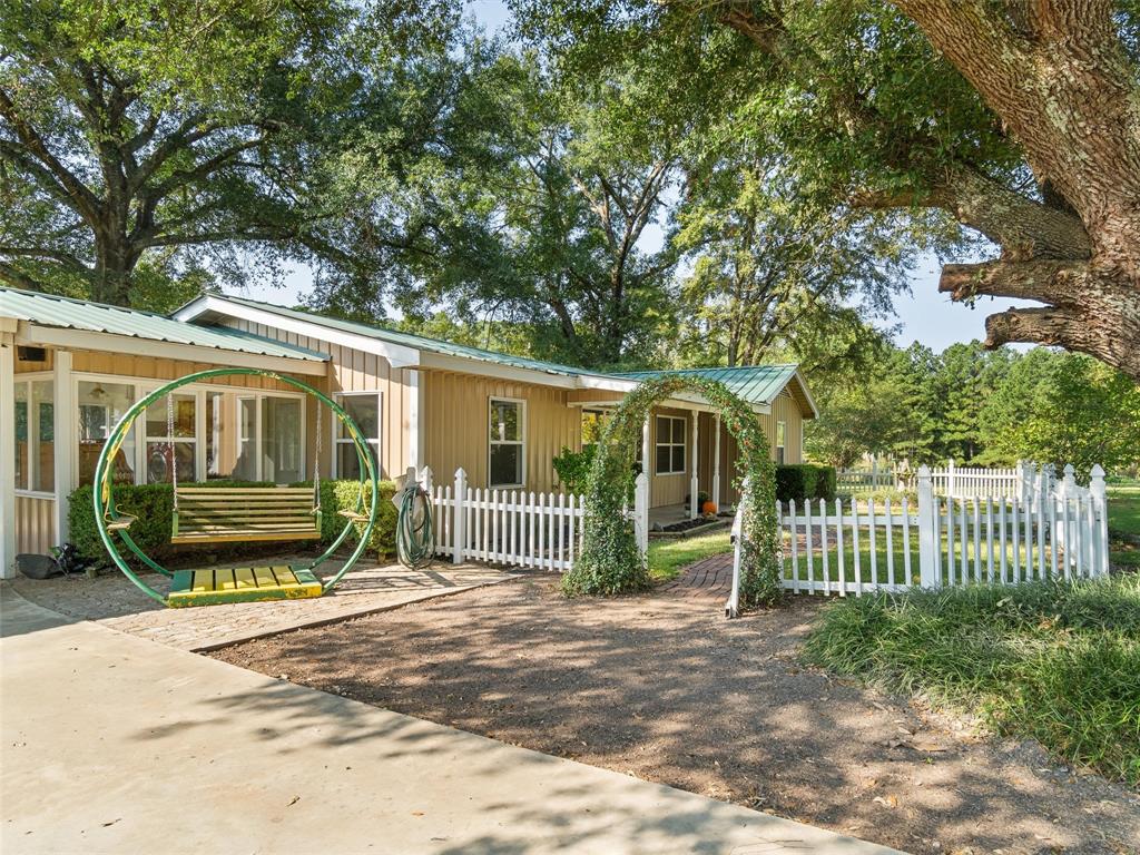 1017 Pheasant Property Photo 1