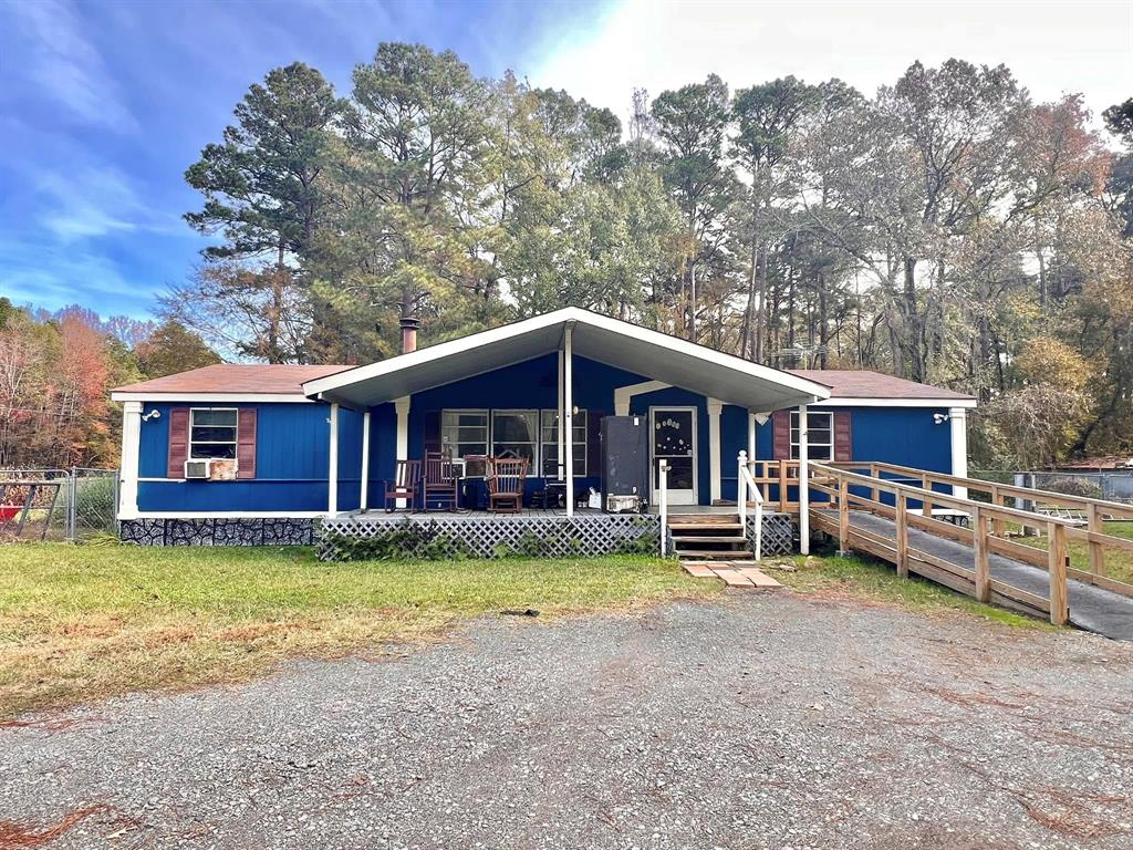 121 Audleman Road Property Photo