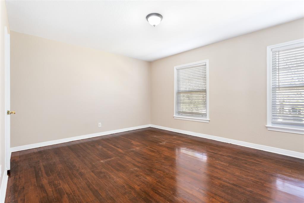 6460 Bordeaux Avenue Property Photo 24