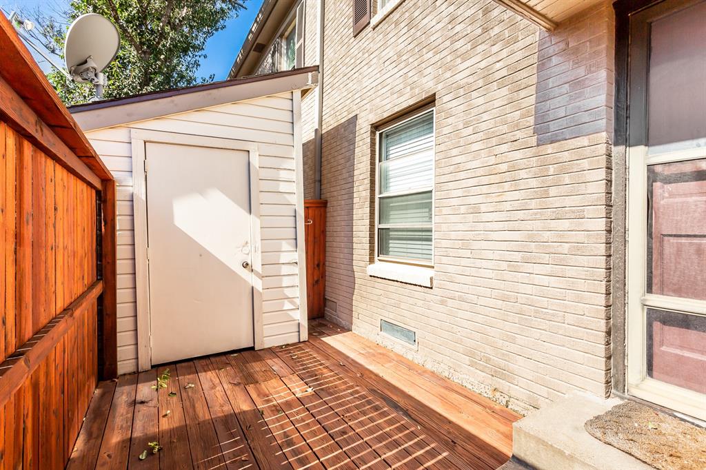 6460 Bordeaux Avenue Property Photo 29
