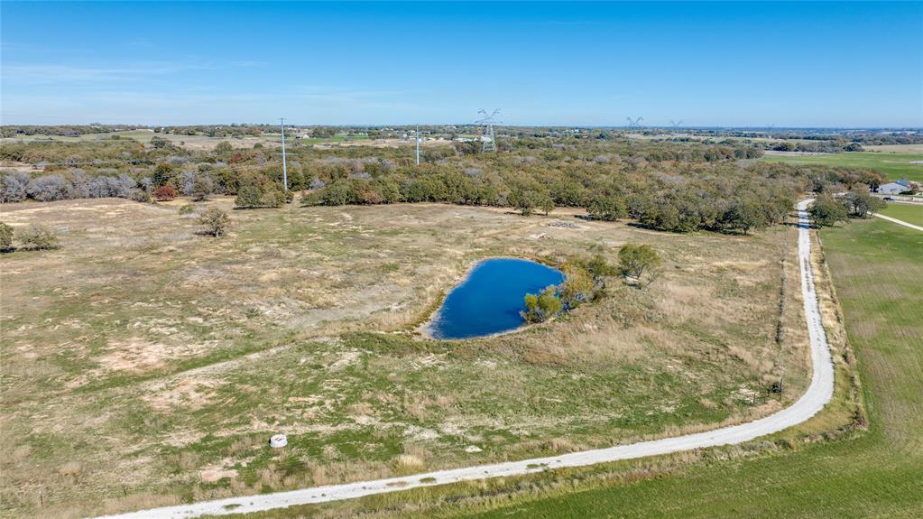 2716 County Road 3672 Property Photo 12