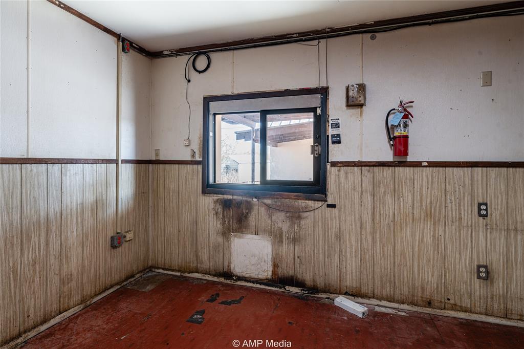 702 N Swenson Street Property Photo 19