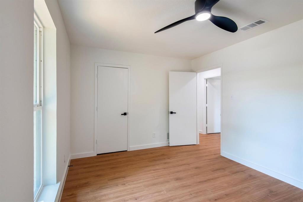 316 Gwendola Drive Property Photo 22