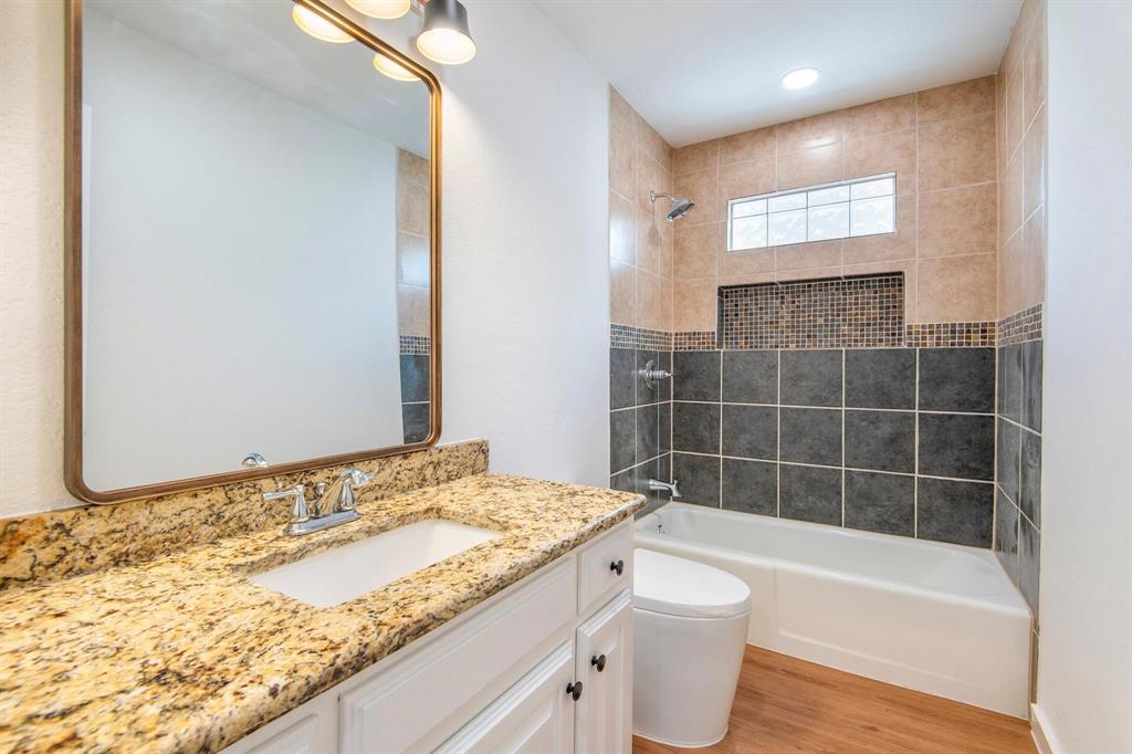 316 Gwendola Drive Property Photo 25