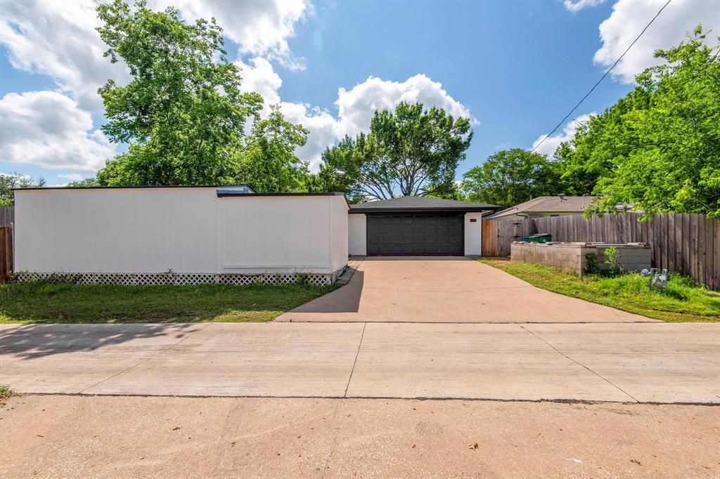 316 Gwendola Drive Property Photo 39