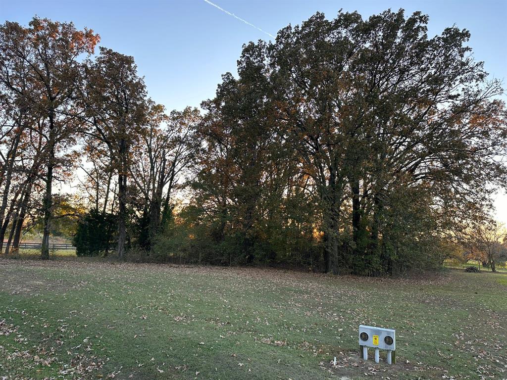55125 Private Road Property Photo 2