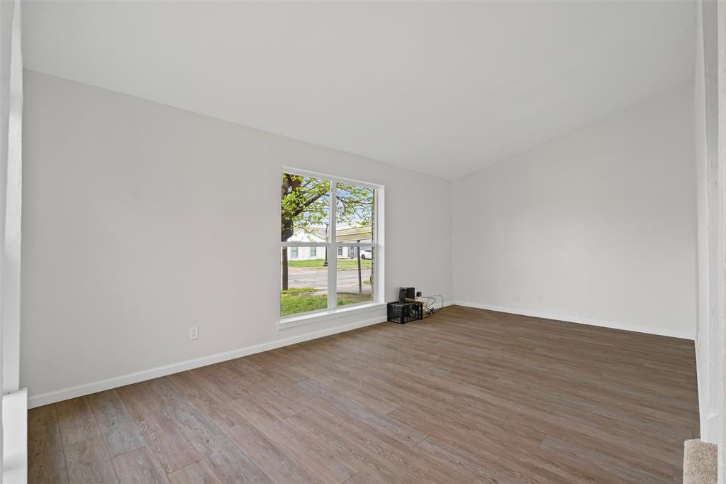 3722 Pinebrook Drive Property Photo 6