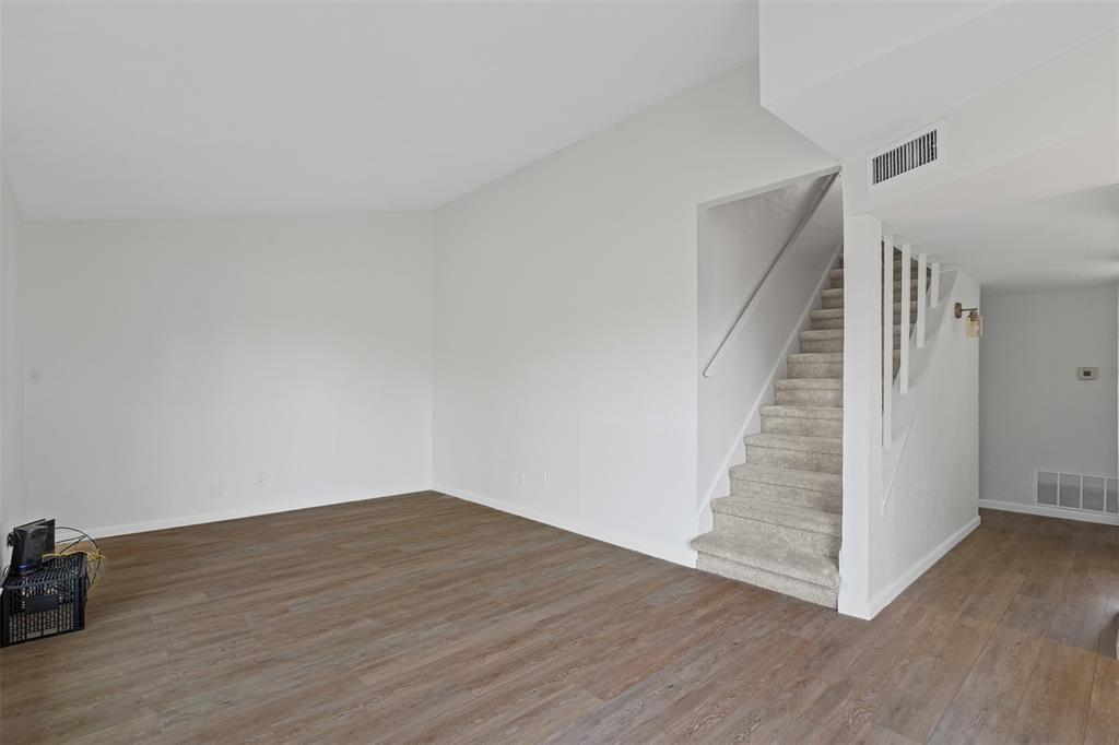 3722 Pinebrook Drive Property Photo 7