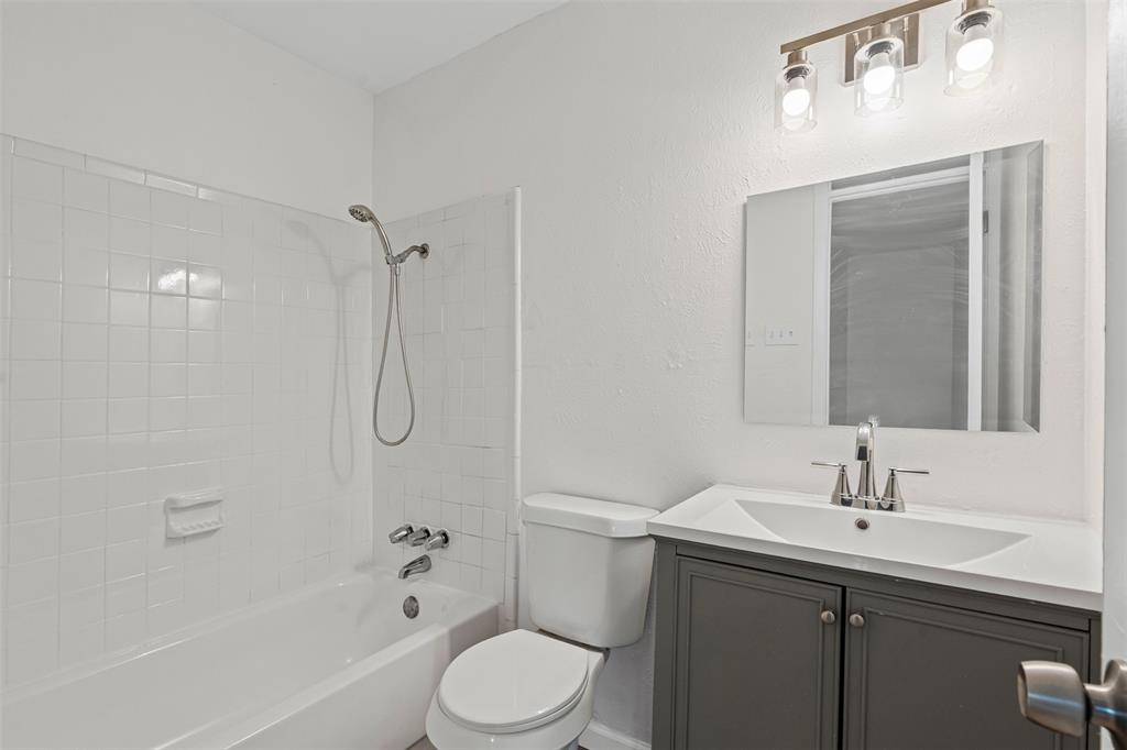 3722 Pinebrook Drive Property Photo 16