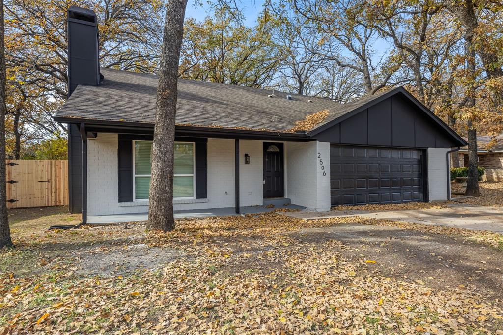 2506 Holt Road Property Photo 1