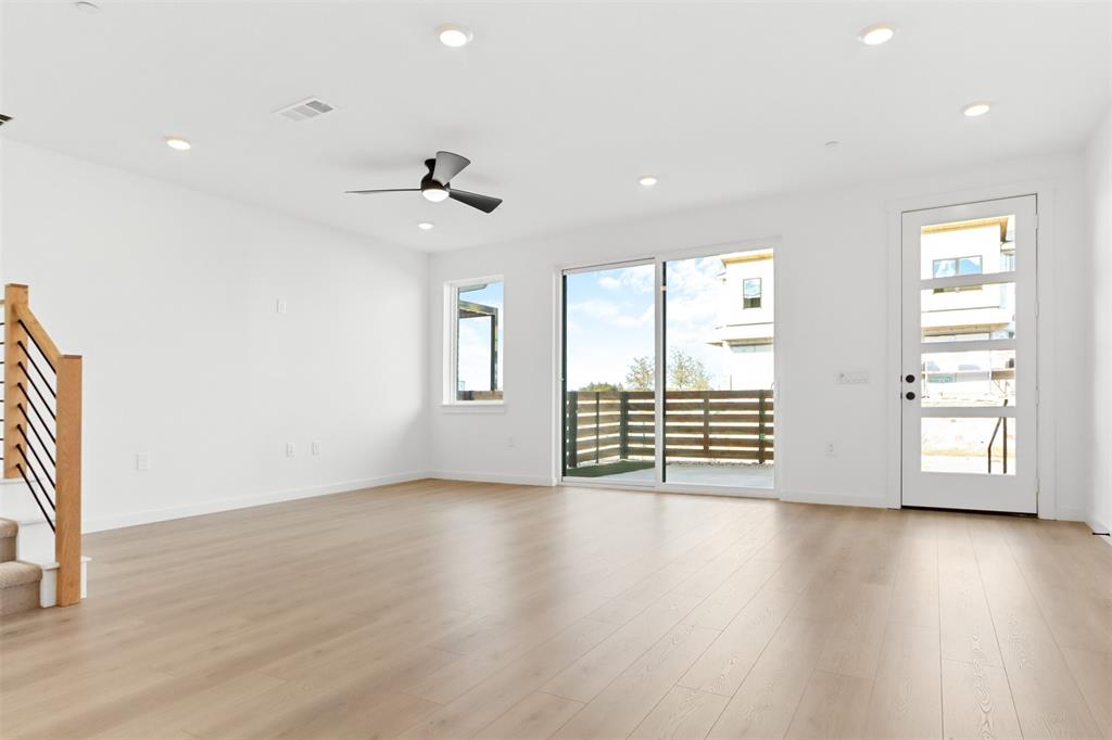 1431 Azalea Drive Property Photo 6