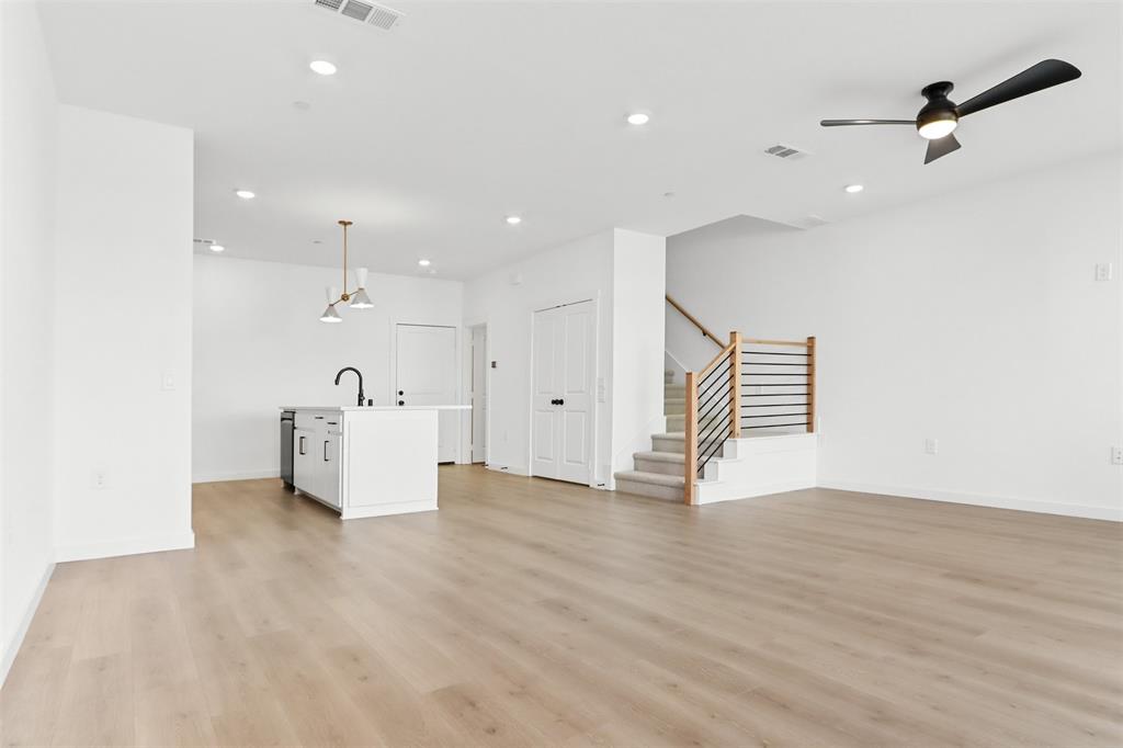 1431 Azalea Drive Property Photo 8