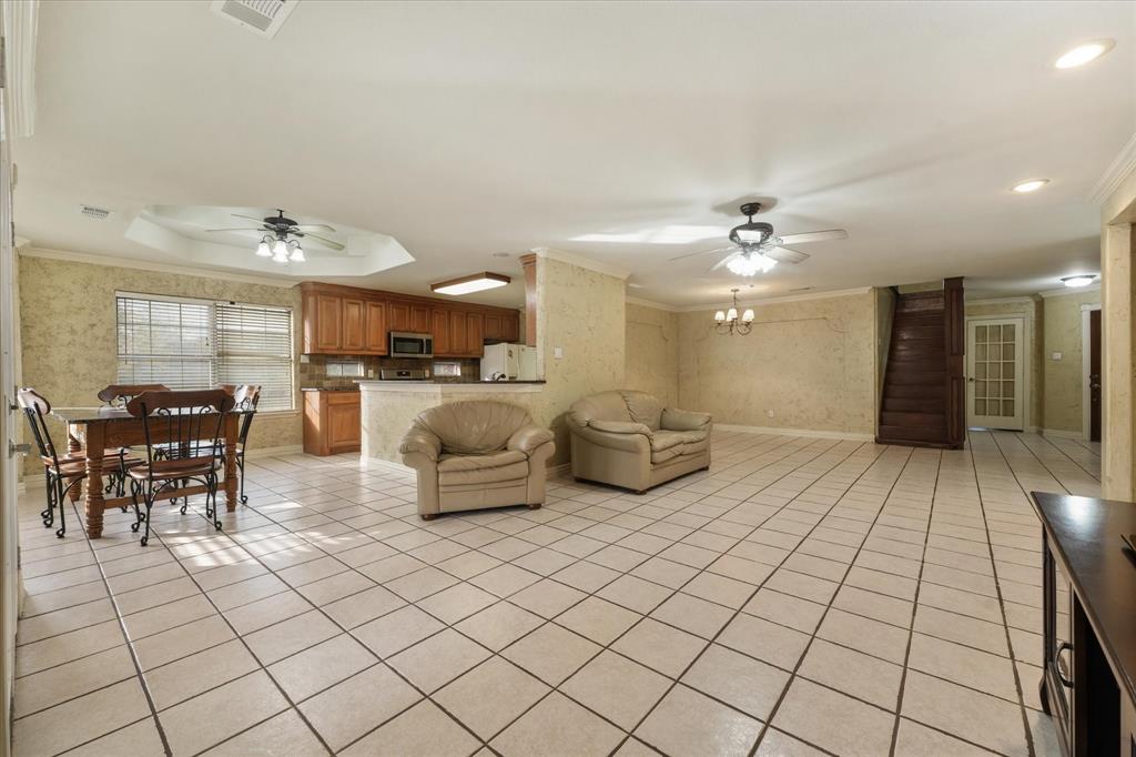 5112 Knight Drive Property Photo 6