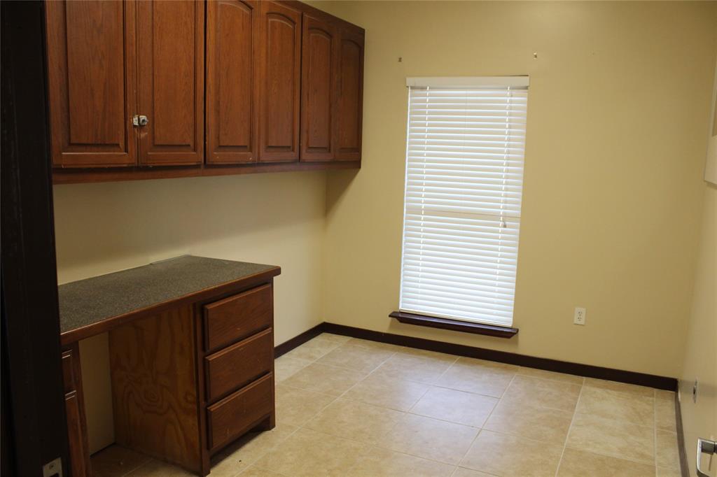 3403 N Beach Street Property Photo 14