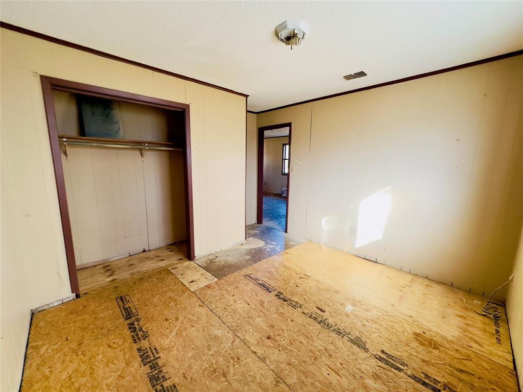 389 W Blackbourn Street Property Photo 13
