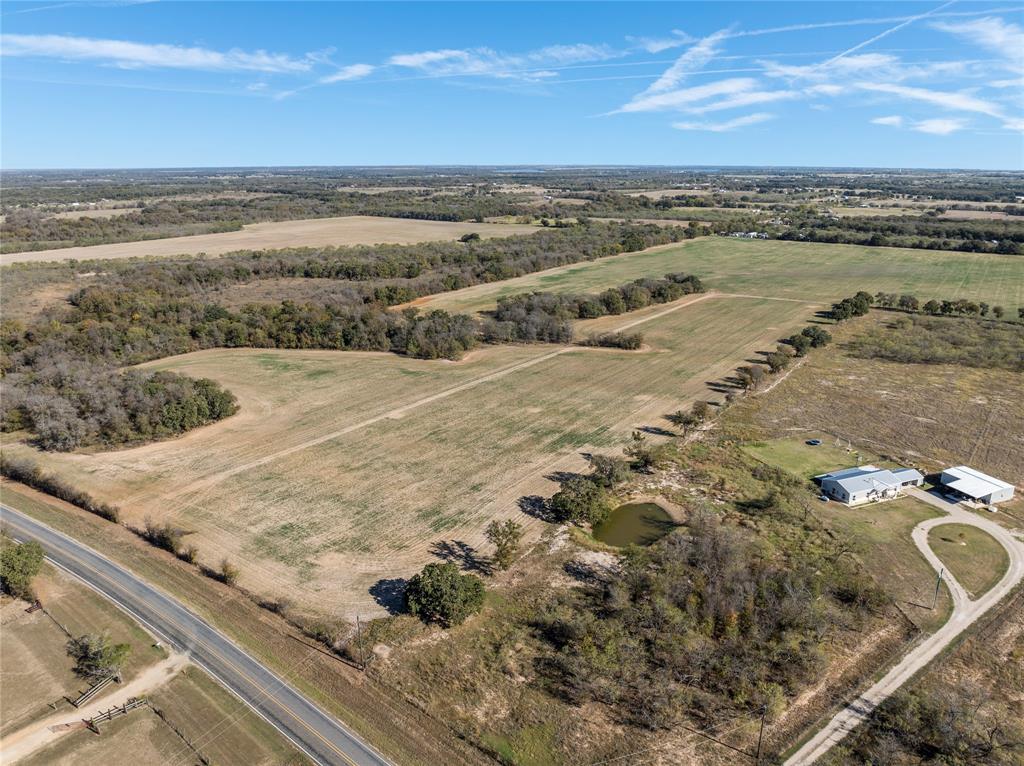 1707 W Lake Creek Road Property Photo 6