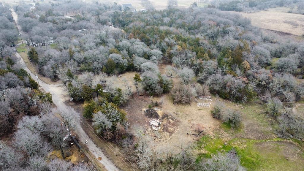 255 England Drive Property Photo 3