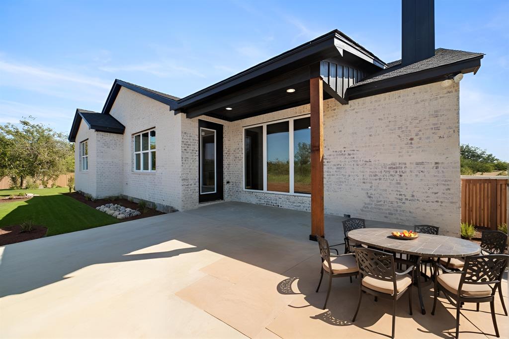 7538 Feather Bay Property Photo 19
