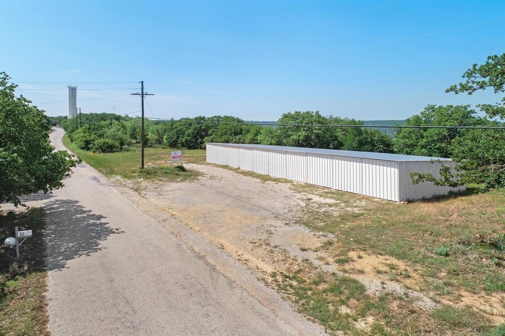 3943 S Lakeview Drive Property Photo 2