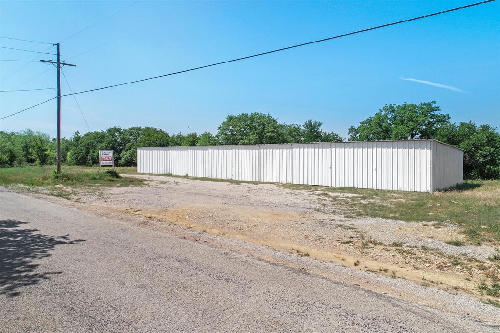 3943 S Lakeview Drive Property Photo 3