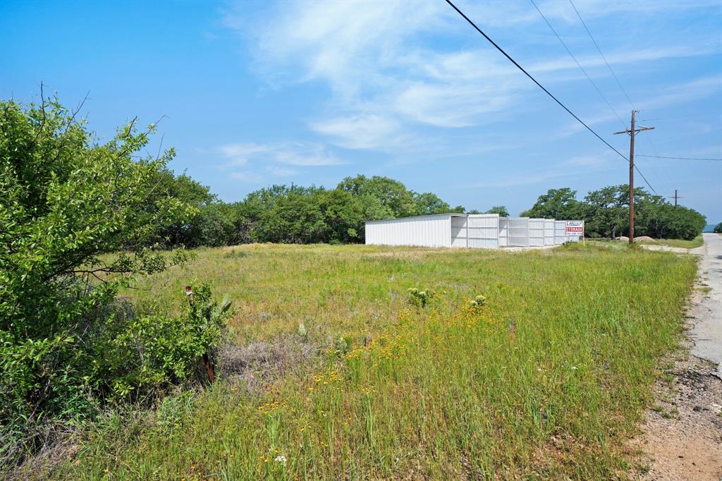 3943 S Lakeview Drive Property Photo 9