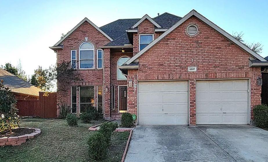 9807 Sunrise Court Property Photo