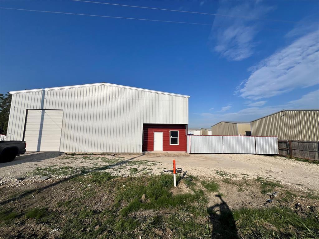 11354 Airway Boulevard Property Photo 1