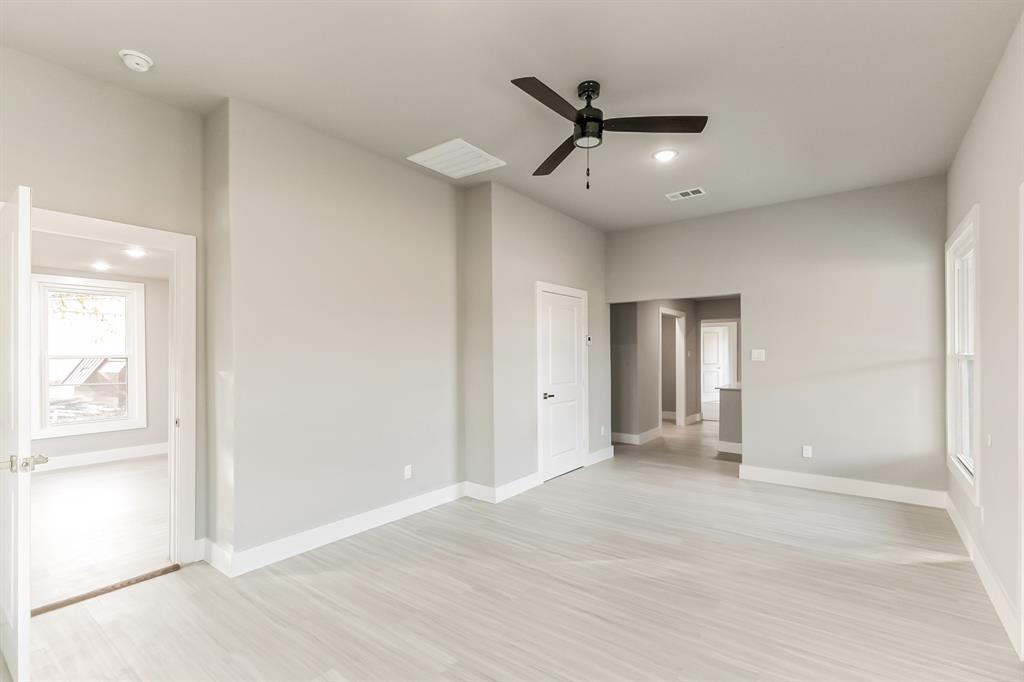 1503 N Center Street Property Photo 5