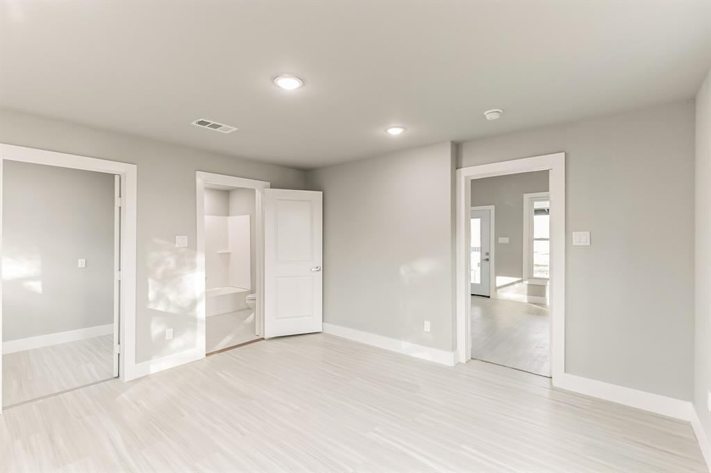 1503 N Center Street Property Photo 8