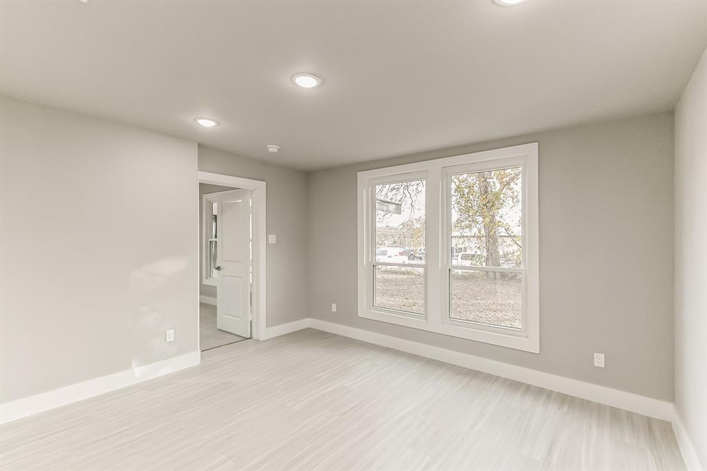 1503 N Center Street Property Photo 9