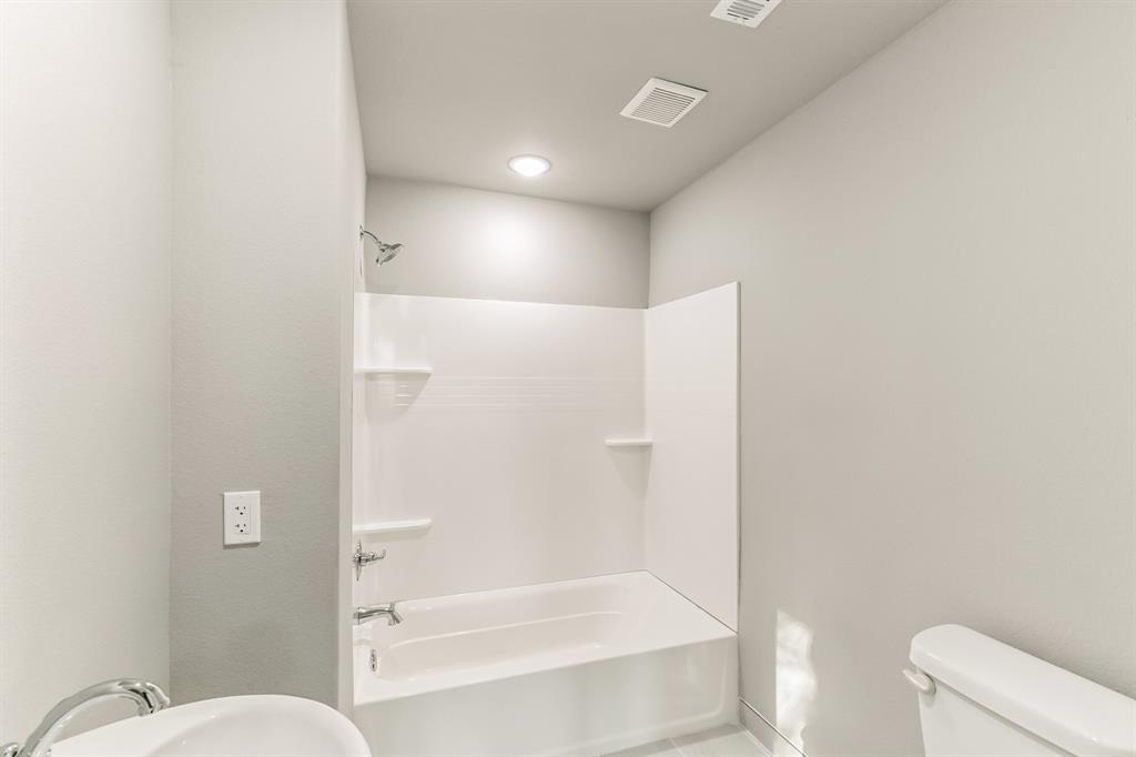 1503 N Center Street Property Photo 11