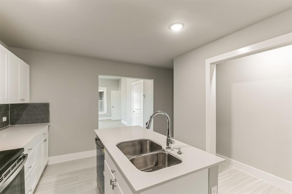 1503 N Center Street Property Photo 15