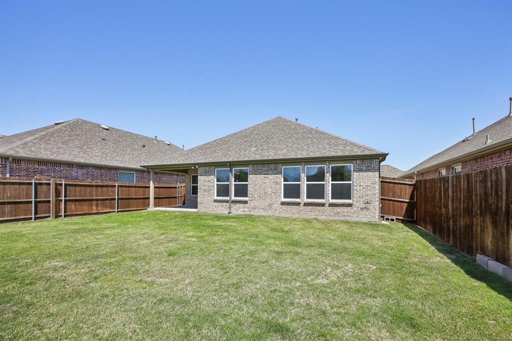 3008 Redbud Lane Property Photo 8