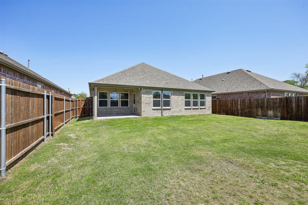 3008 Redbud Lane Property Photo 9