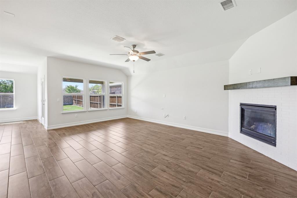 3008 Redbud Lane Property Photo 12