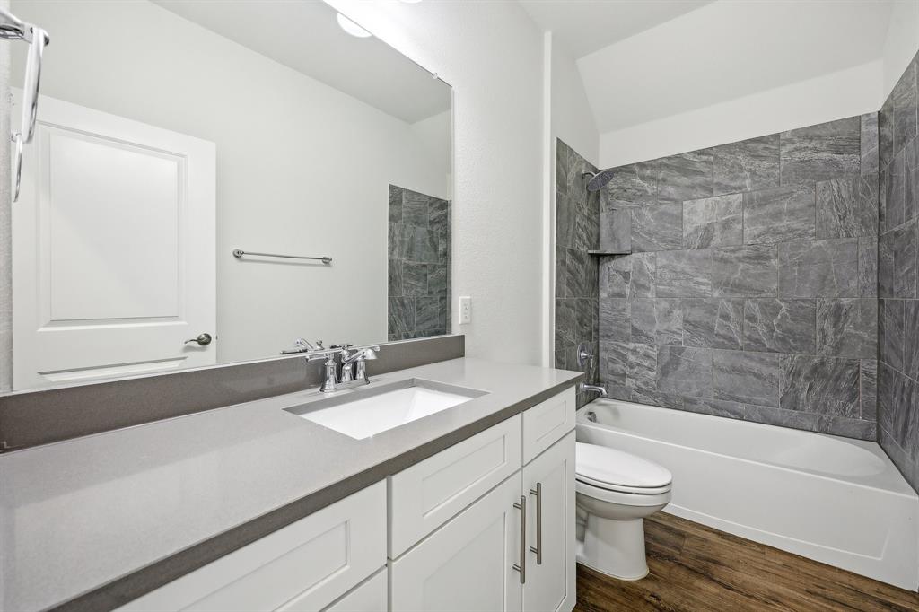 3008 Redbud Lane Property Photo 14