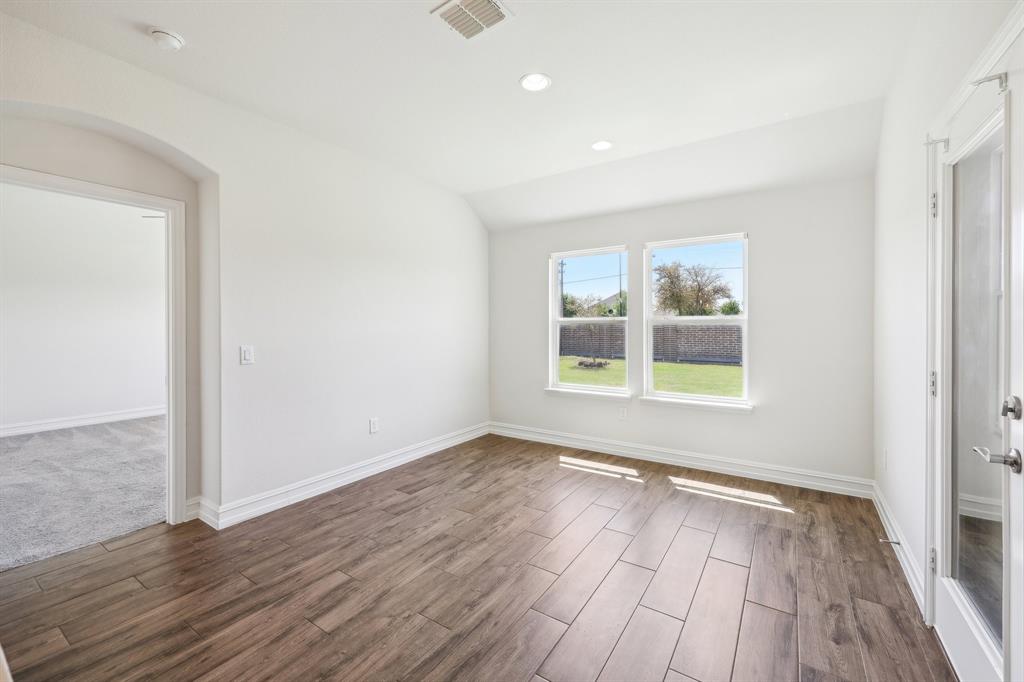 3008 Redbud Lane Property Photo 27