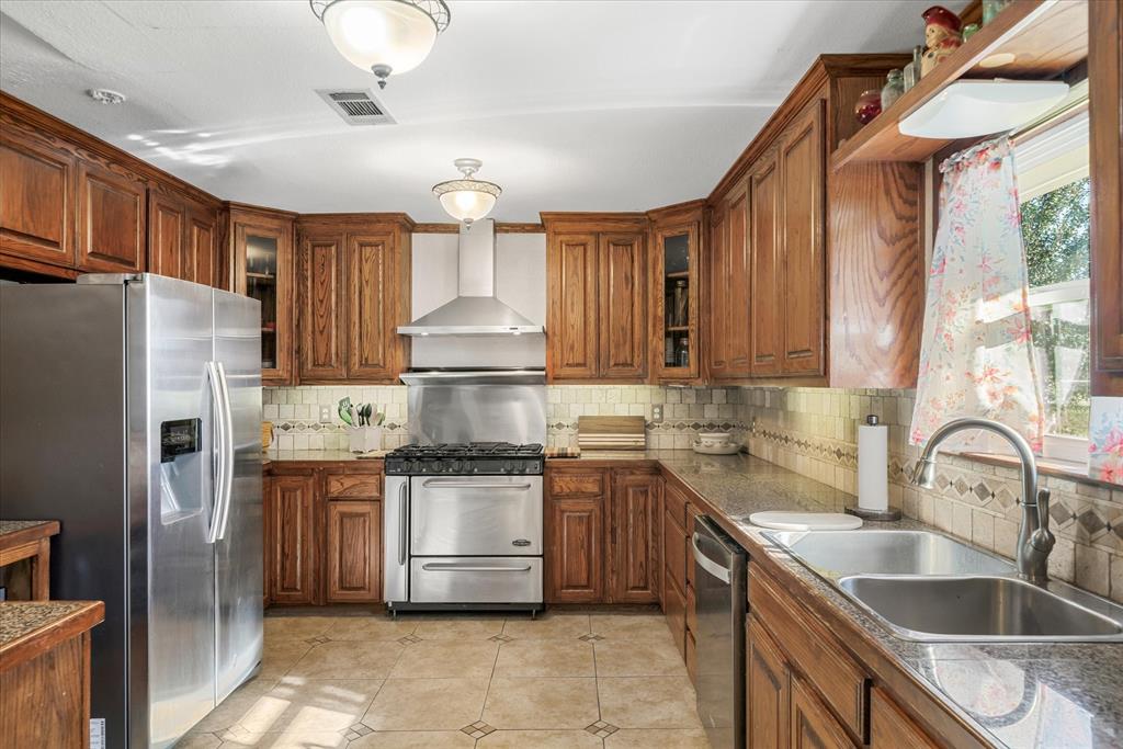 28323 I-20 Property Photo 28