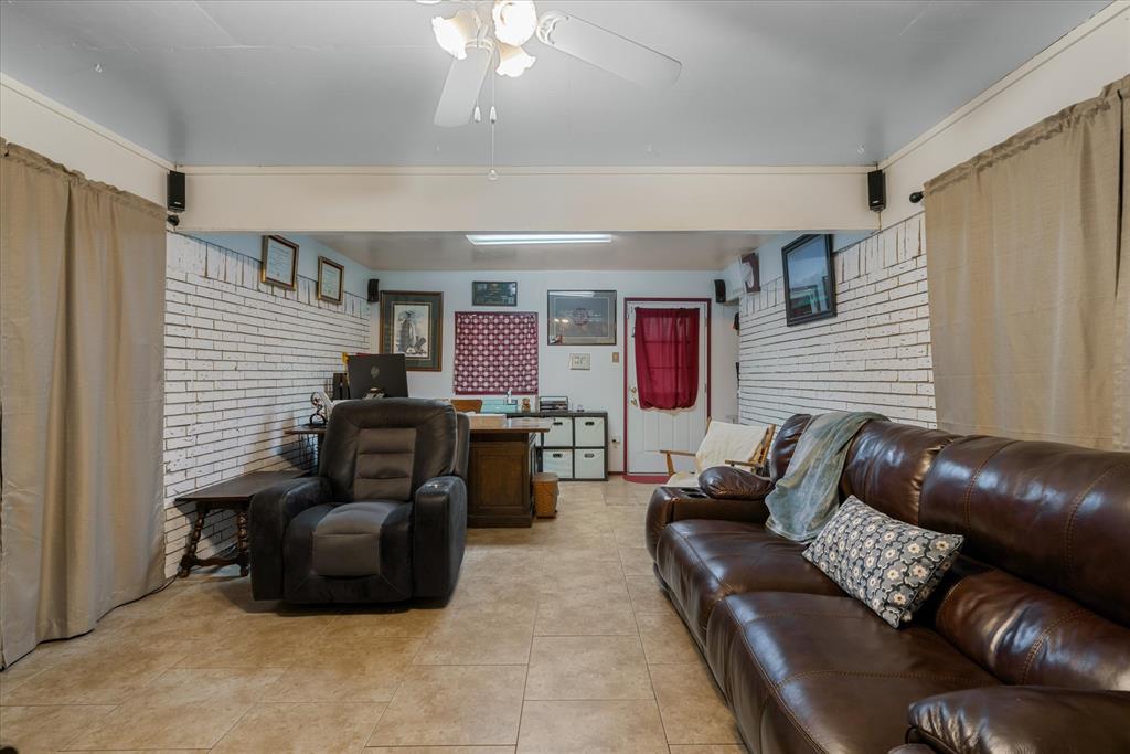 28323 I-20 Property Photo 33