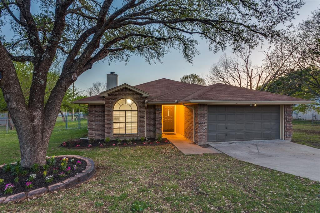 1608 E Bankhead Drive Property Photo 1