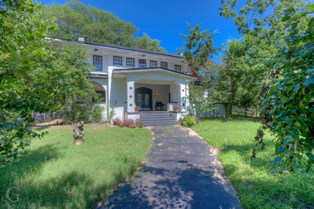 2703 Fairfield Avenue Property Photo 1